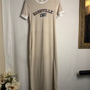 Nashville 1987 Beige Maxi Dress